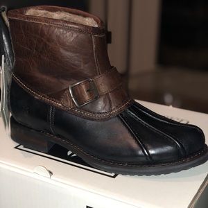 FRYE Veronica Duck Engineer 9.5